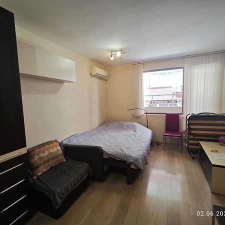 Apartment In The Center Varna Exteriér fotografie